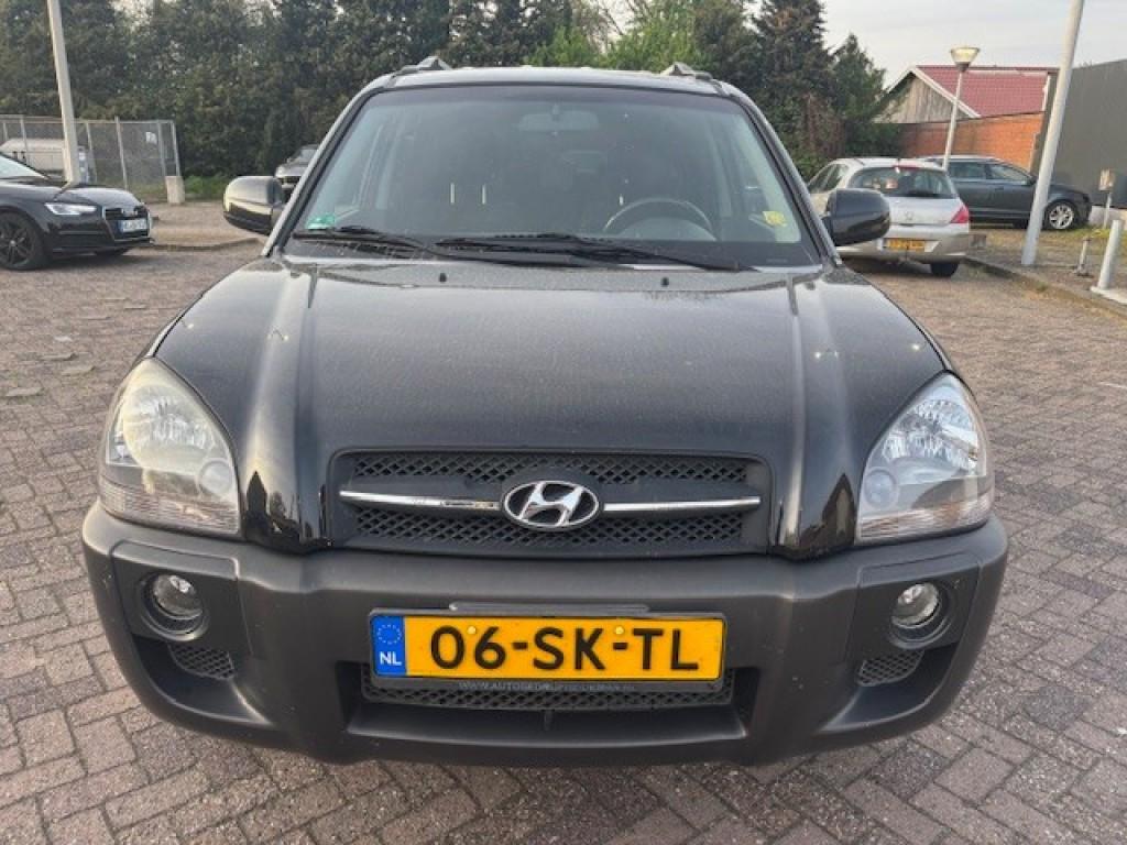 Hyundai TUCSON 2.0 GLS, Gebruikt, 142 pk, 4 cilinders, Zwart