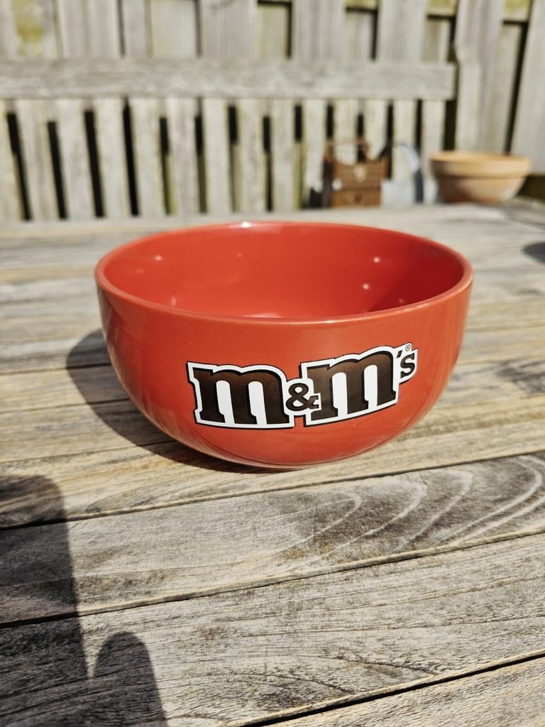 m&m schaaltje op, Ophalen of Verzenden, Zo goed als nieuw
