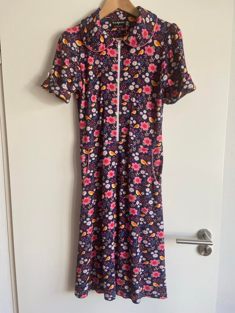 Margot A-lijn jurk met pofmouwtjes - Maat M, Kleding | Dames, Jurken, Maat 38/40 (M), Overige kleuren, Ophalen of Verzenden, Gedragen