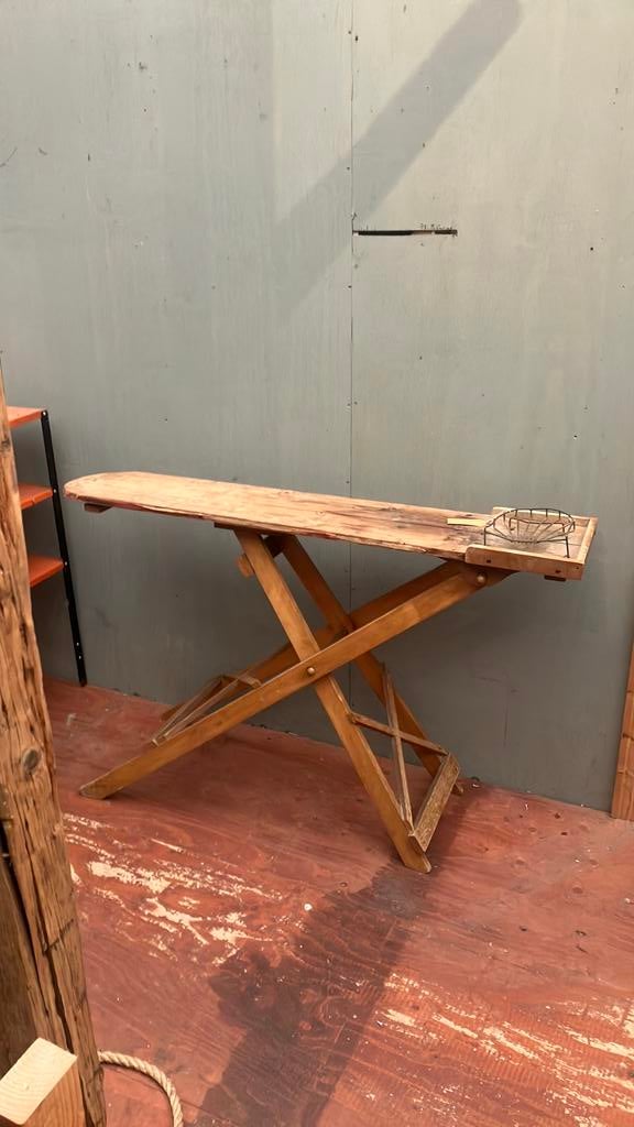 Antieke strijkplank van hout, Ophalen, B, C, Zo goed als nieuw