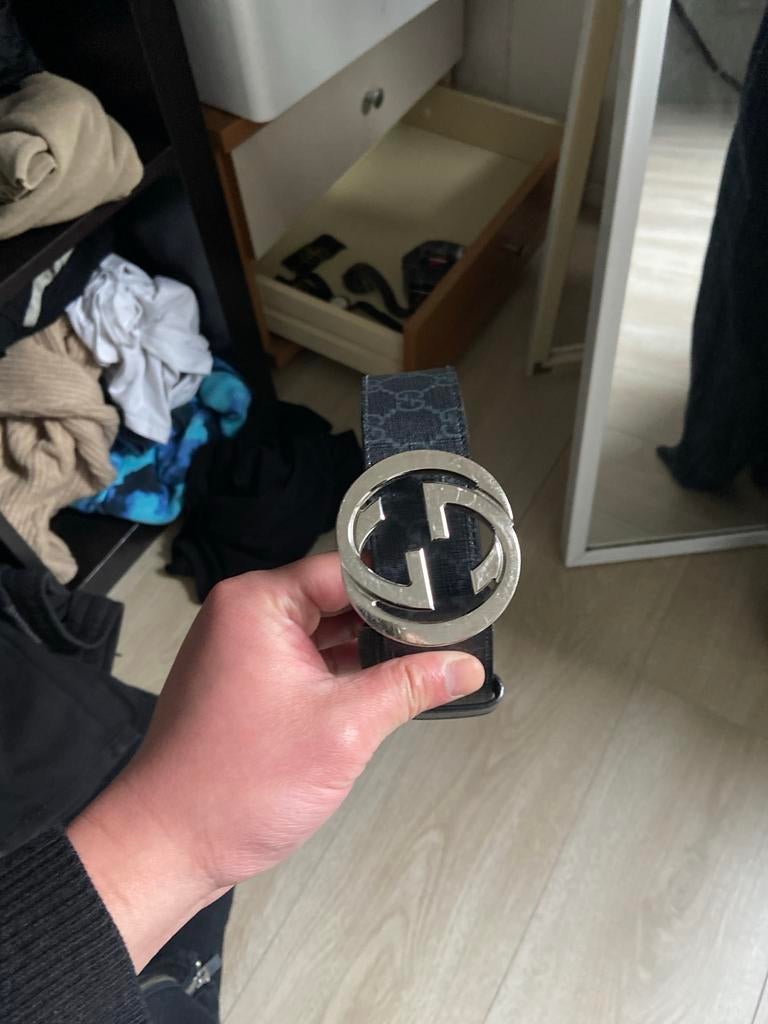 Gucci Riem met GG Buckle - Zwart, Kleding | Heren, 95 tot 105 cm, Ophalen of Verzenden, Riem of Ceintuur, Gedragen