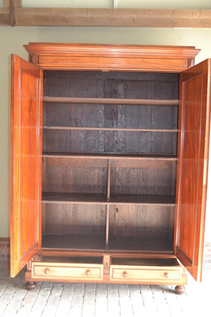 Prachtige strakke antieke mahonie houten kast., Verzenden