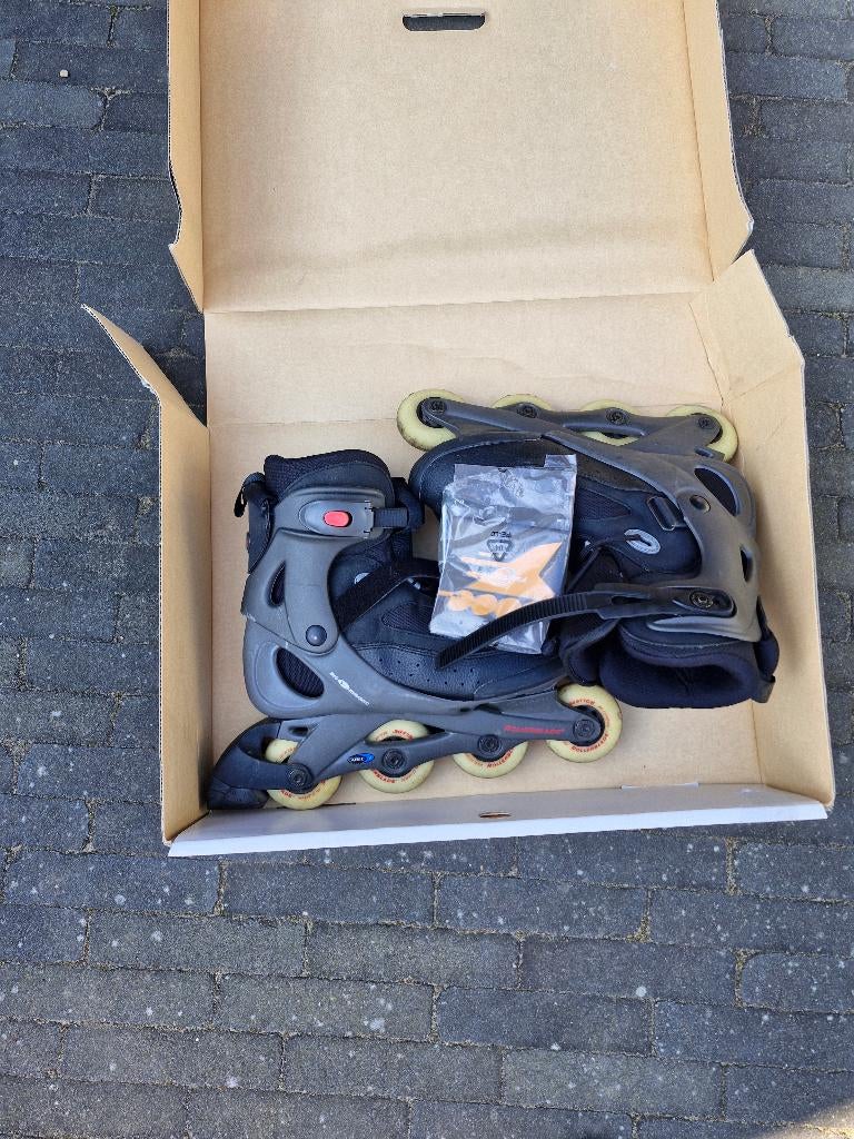 Rollerblades maat 43, Sport en Fitness, Skeelers, Heren, Zo goed als nieuw, Inline skates 4 wielen, Ophalen