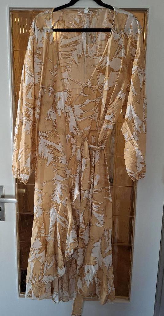 Mooie wikkeljurk maat XL NIEUW, H&M, Geel, Maat 46/48 (XL) of groter, Nieuw