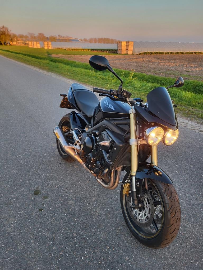 Triumph street triple 675, Motoren, Motoren | Triumph, 675 cc, Sportuitlaat, Occasion, Motorrijbewijs A