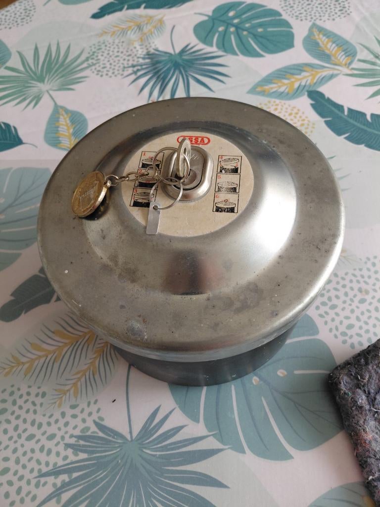 ASSA safe  kluis voor caravan of camper, Auto-onderdelen, Ophalen of Verzenden, Nieuw