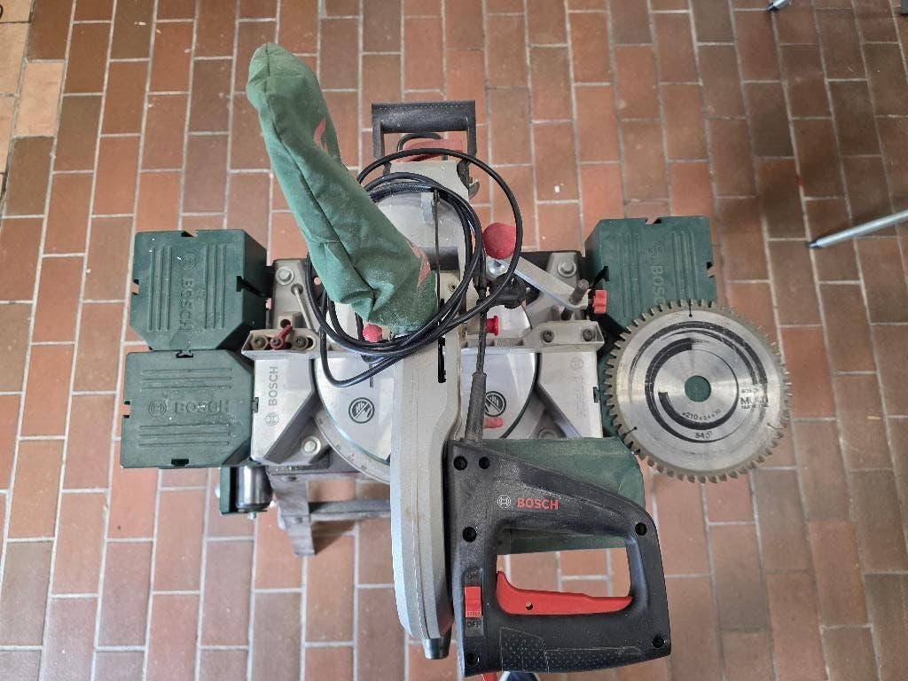 Bosch afkortzaag PCM 8 ST met onderstel, Ophalen, Gebruikt, Cirkelzaag, 70 mm of meer