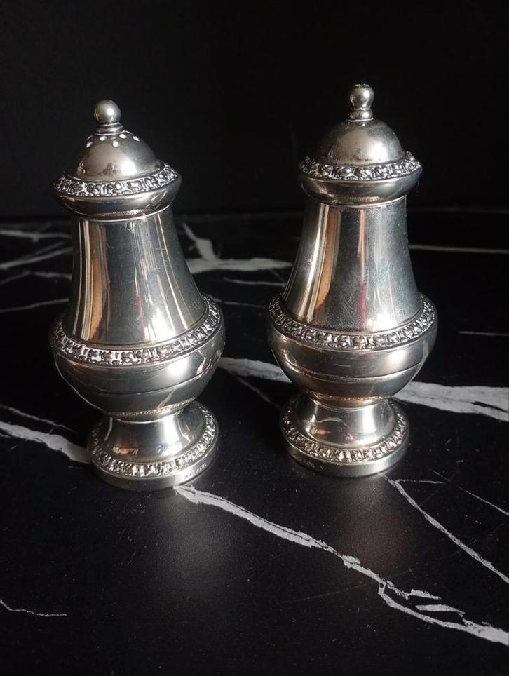 Engelse zout- en peperstrooier set, Antiek en Kunst, Antiek | Bestek, Ophalen of Verzenden