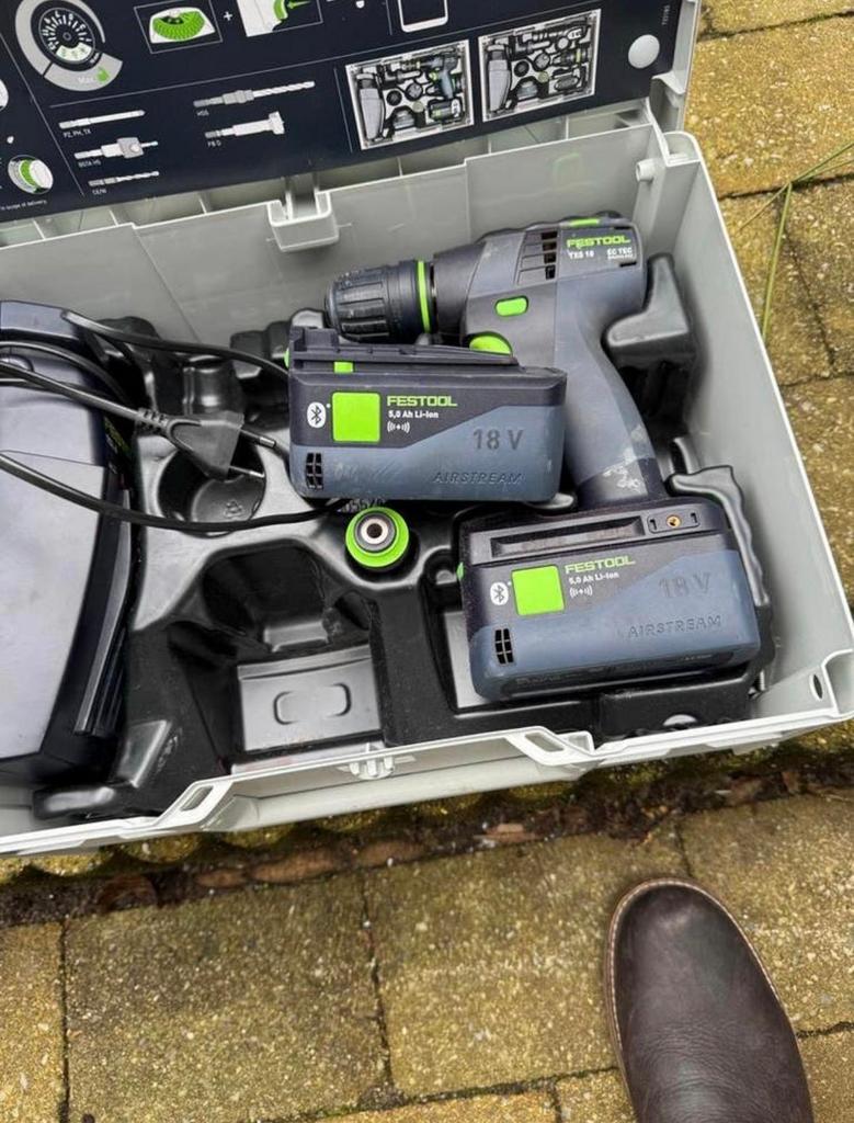Festool TXS 18 met lader en twee accu's, Ophalen of Verzenden, Gebruikt, Boor- en Schroefmachine
