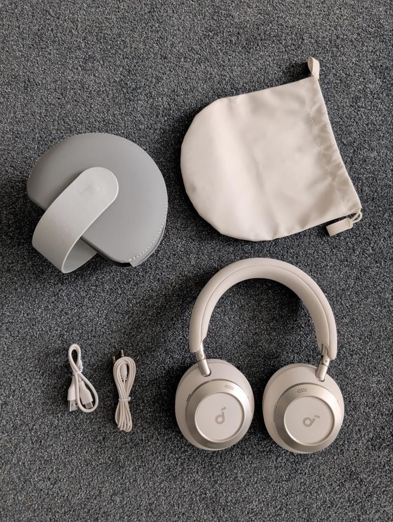 Soundcore Space One Pro (zgan), Ophalen of Verzenden, Zo goed als nieuw, Nvt, Nvt