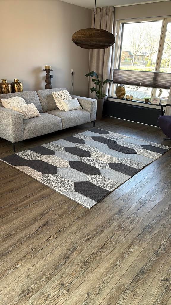 Wollen  vloerkleed 170x240, Huis en Inrichting, Stoffering | Tapijten en Kleden, Ophalen, 200 cm of meer, Zo goed als nieuw, Grijs