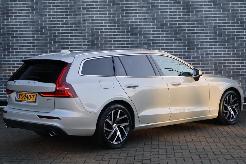 Volvo V60 2.0 T5 Momentum | Trekhaak | Half lederen bekledin, Auto's, 12 maanden, 15 km/l, Euro 6, 4 cilinders