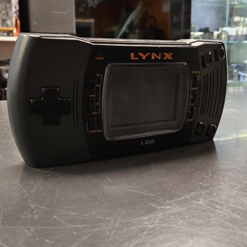Atari Lynx II Handheld Game System - PAG 0401, Atari, Gebruikt, Support@atari.com, Atari SA
78 Rue Taitbout
75009 Paris,
France