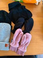 Mutsen en handschoenen, Ophalen