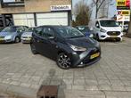 Toyota Aygo 1.0 VVT-i x-cite, 31.000 KM, Apple car play, Cam, Voorwielaandrijving, Gebruikt, Euro 6, Handgeschakeld