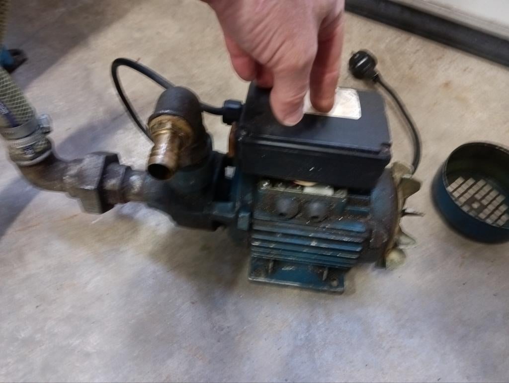 Dieselpomp, Ophalen of Verzenden