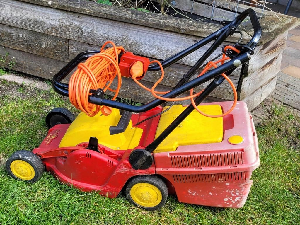 Wolf Garten 2.32 E-1 grasmaaier met nieuw snoer, Ophalen, Gebruikt, Elektrische grasmaaier, Opvangbak