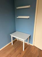 Handige kindertafel, Ophalen, Zo goed als nieuw, Tafel(s)