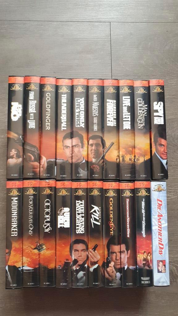James Bond VHS Collectie - 20 Films, Cd's en Dvd's, VHS | Film, Zo goed als nieuw, Actie en Avontuur, Vanaf 12 jaar, Ophalen of Verzenden