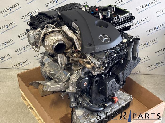 Motor van een Mercedes Vito, Auto-onderdelen, Motor en Toebehoren, Mercedes-Benz, Gebruikt, 12 maanden garantie, Ophalen of Verzenden