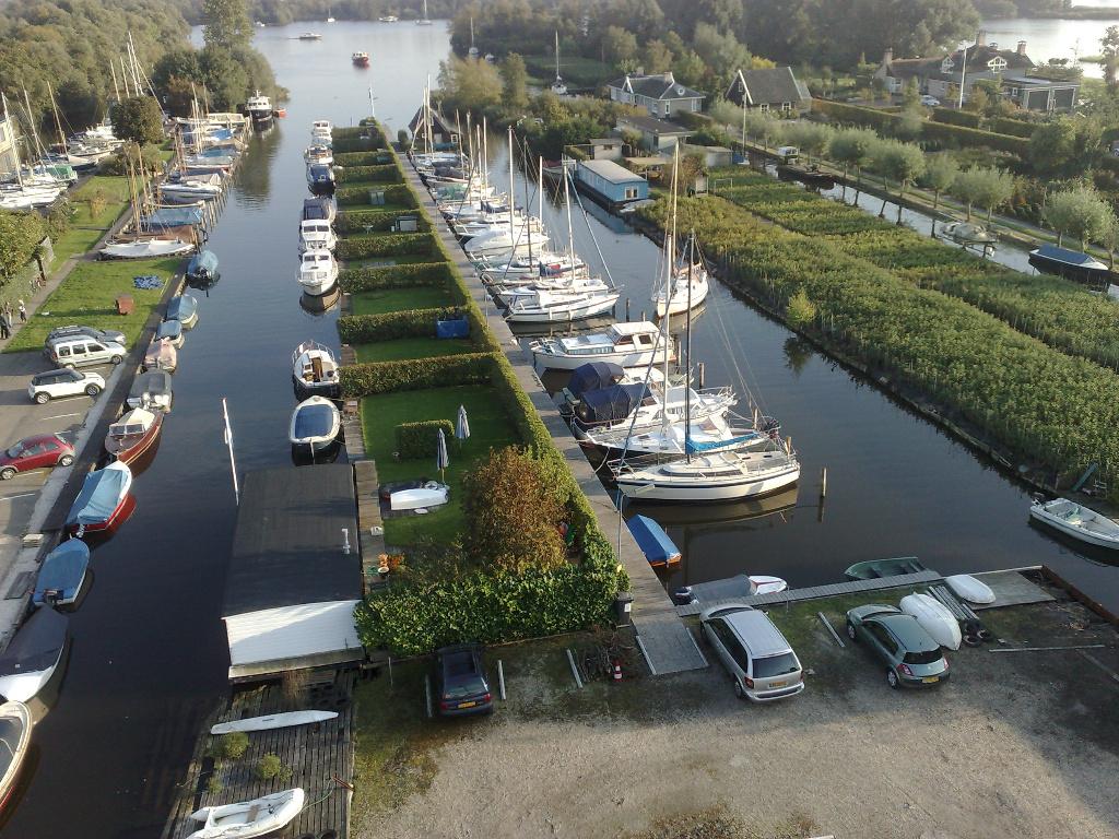 Ligplaats Westeinder Aalsmeer, Zomer, Buiten