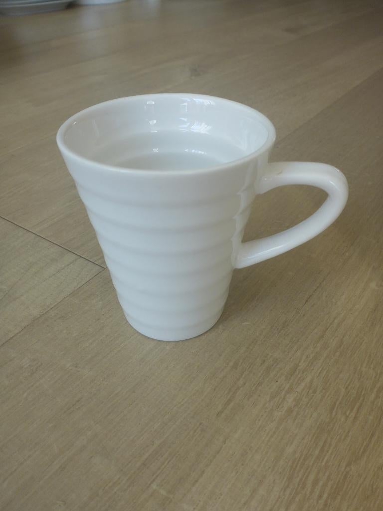 Beker, Royal Boch., Overige typen, Ophalen of Verzenden, Zo goed als nieuw, Overige stijlen