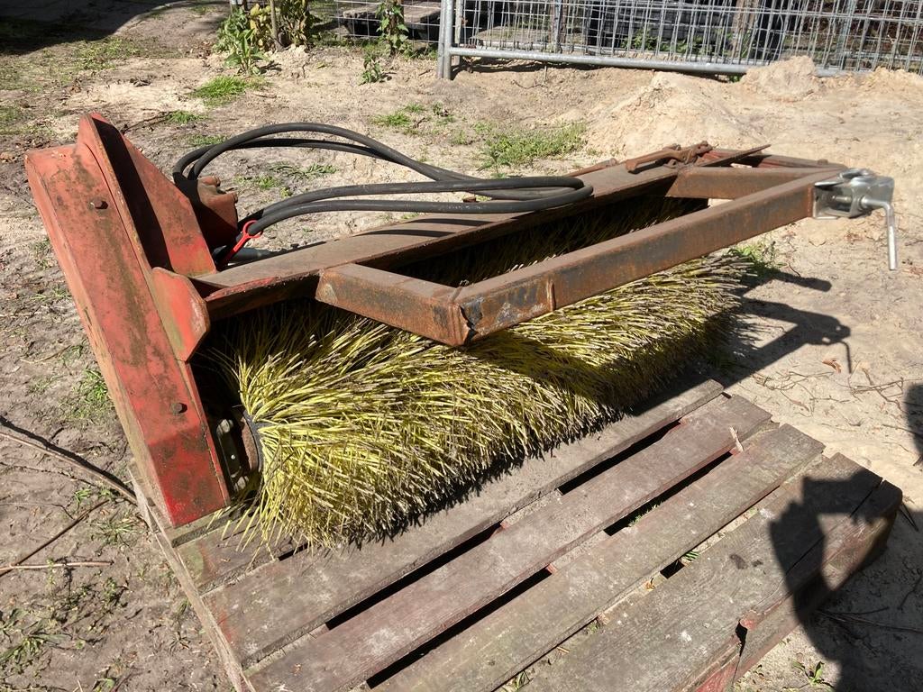Veegmachine project met goede borstels, Tuin en Terras, Veegmachines, Zo goed als nieuw, Ophalen