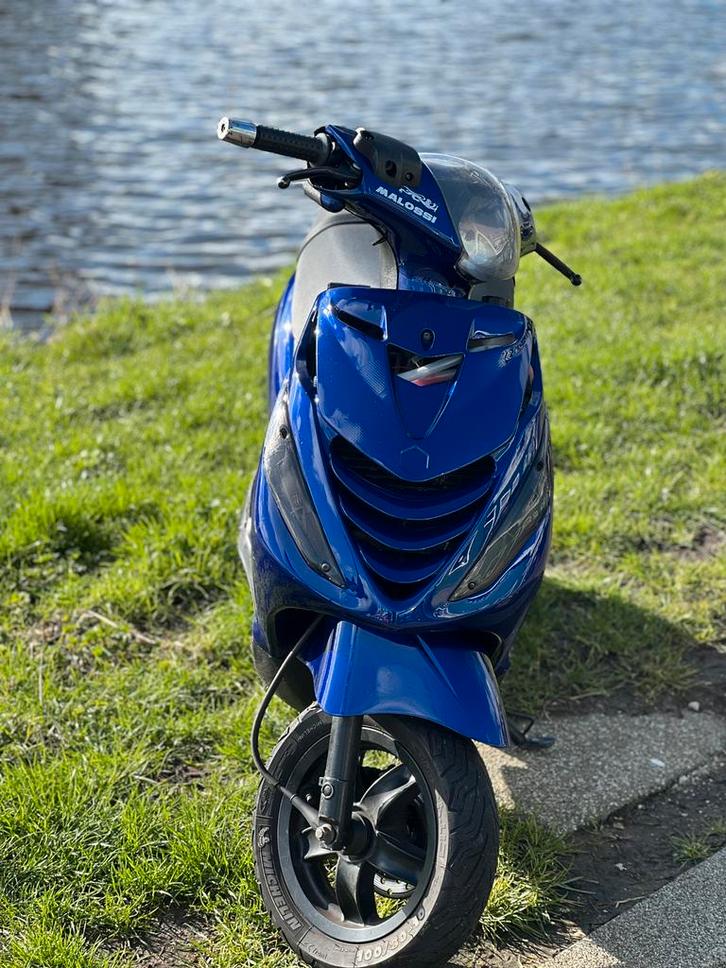 Zip 150cc, Fietsen en Brommers, Scooters | Piaggio, Zo goed als nieuw, Zip, Maximaal 45 km/u, Benzine, Ophalen