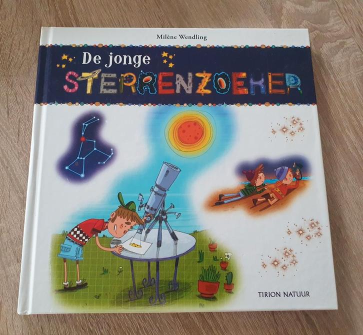 De Jonge Sterrenzoeker - Ontdek sterren en planeten, Boeken, Natuur, Zo goed als nieuw, Overige onderwerpen, Ophalen of Verzenden