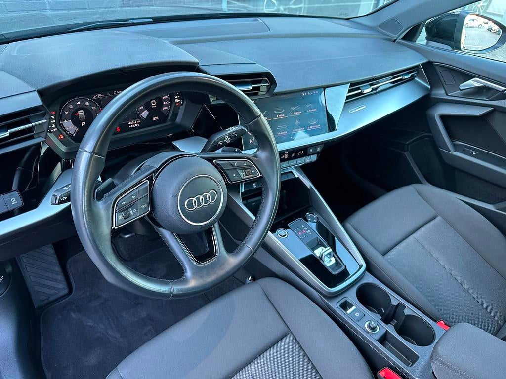 Audi A3 Sportback 30 TFSI Pro Line/CAMERA/CARPLAY/AIRCO/NL-A, Auto's, Audi, Stof, Gebruikt, Origineel Nederlands, Bedrijf