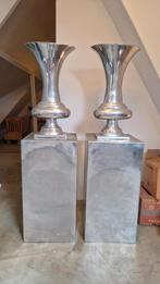Twee grote  aluminium sier vazen droogbloemen, Verzenden, Overige kleuren, Overige materialen, Minder dan 50 cm