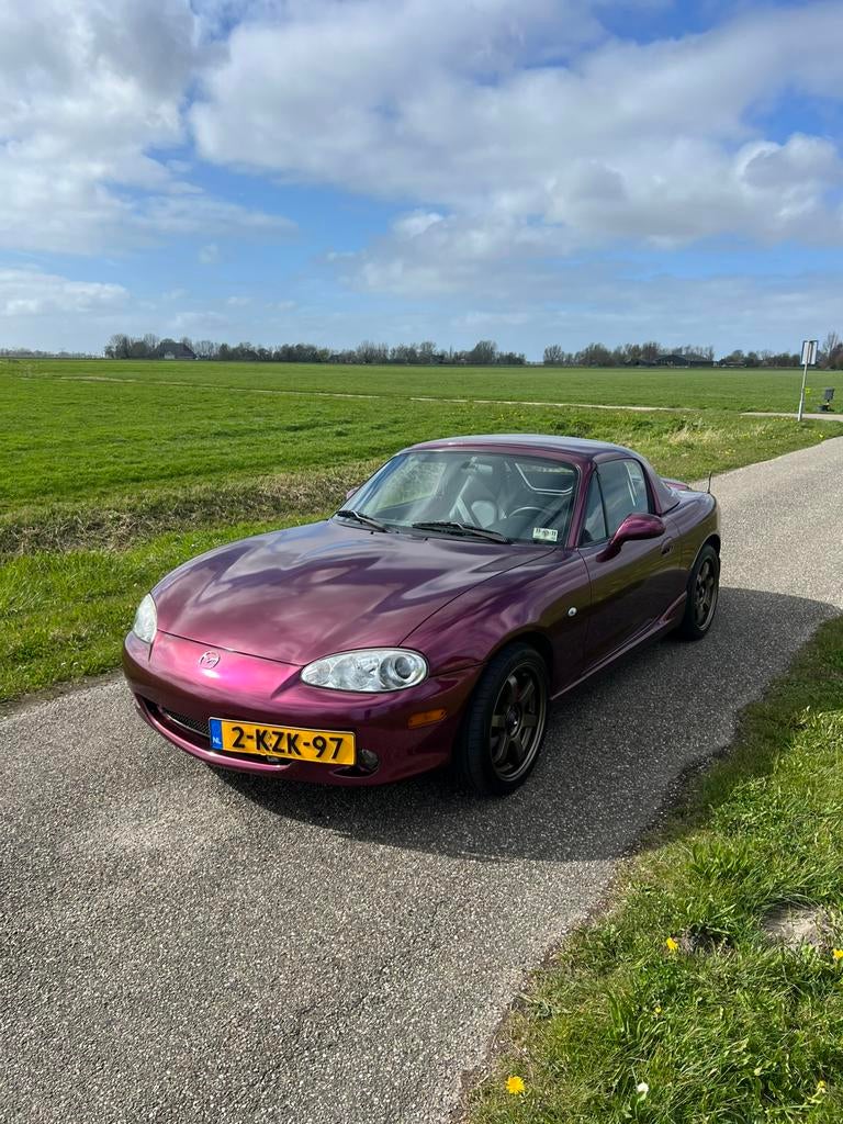 Mazda MX-5 Miata NBFL 1.8 VVT Paars, Auto's, Achterwielaandrijving, Zwart, Cabriolet, Leder