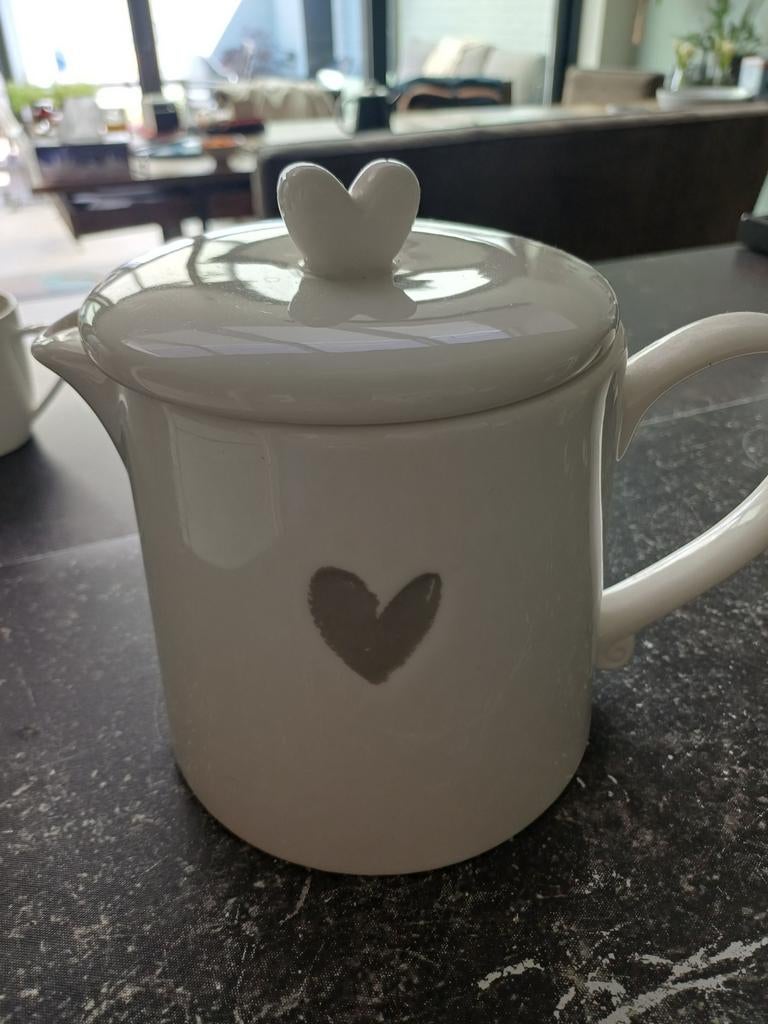 Theepot Bastion Collection met hartje, Ophalen of Verzenden