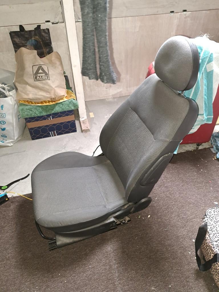 Bestuurdersstoel Opel Corsa C (2000-2006), Auto-onderdelen, Interieur en Bekleding, Ophalen of Verzenden, Gebruikt, Opel