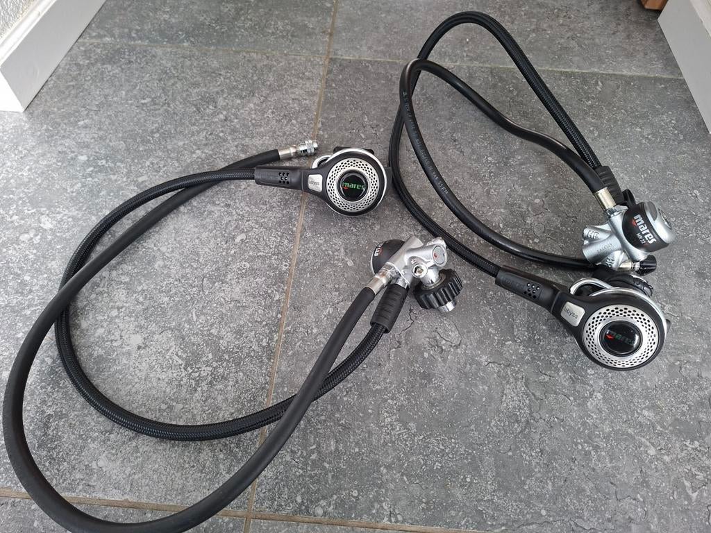 Mares Abyss automatenset, Ophalen of Verzenden, Zo goed als nieuw, Zwem- of Duikvliezen