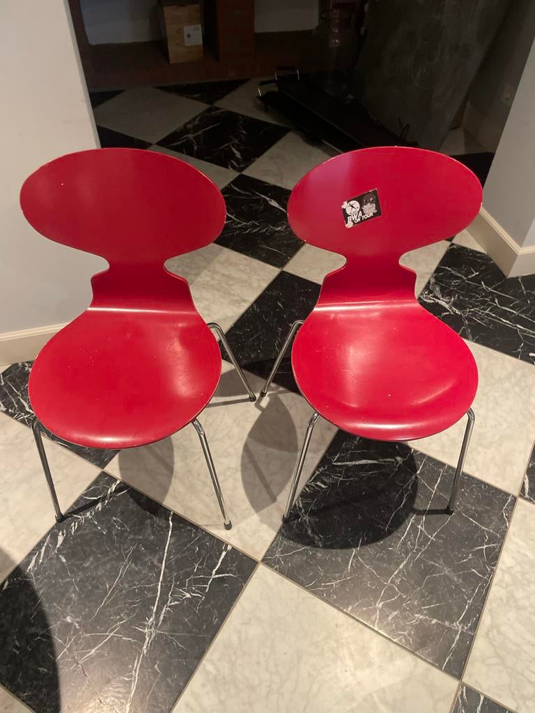 2 rode Fritz Hansen stoelen, Ophalen, Kunststof, Twee, Rood