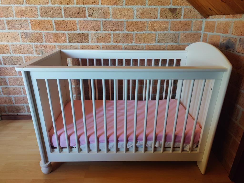 Wit kinderledikant incl matras en dekbed, Ophalen, Gebruikt, Ledikant