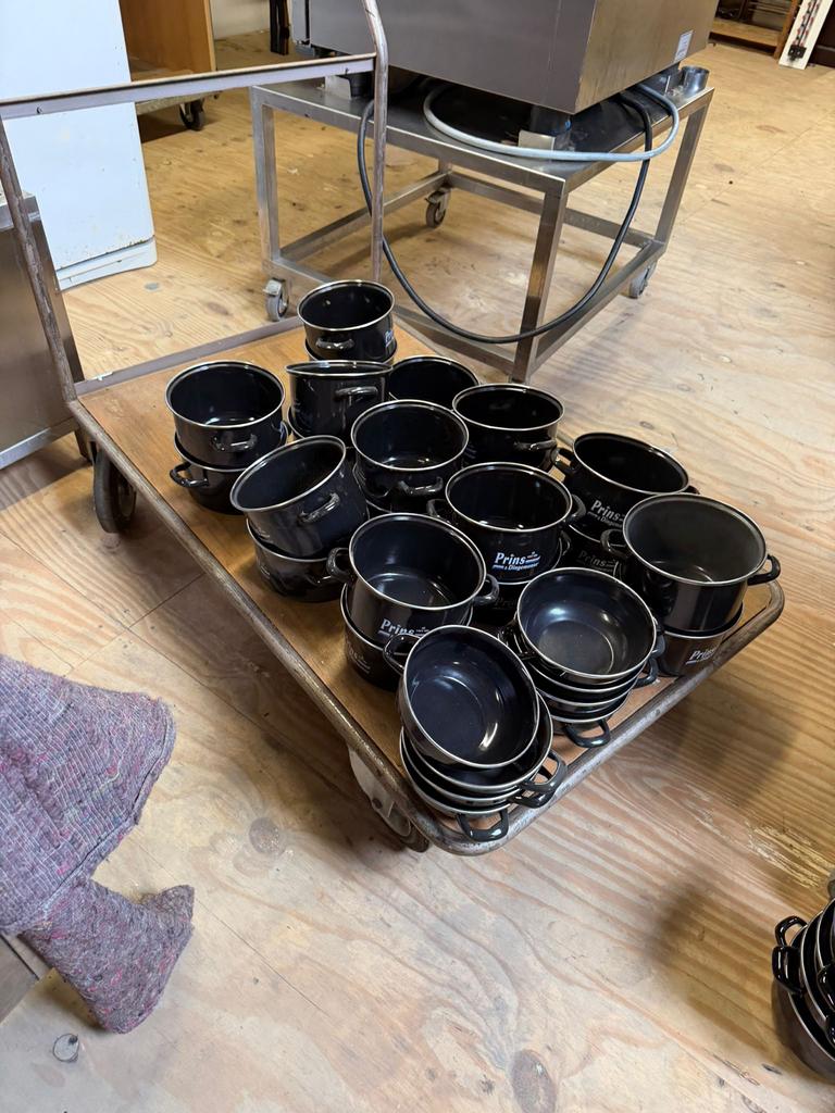 21 complete mosselpannen sets met Prins & Dingemans logo, Ophalen, Gebruikt, Overige materialen, Overige typen