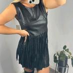 Leren Exclusieve Stijlvolle Jurk met franjes maat M, Kleding | Dames, Jurken, Verzenden, Zo goed als nieuw, Zwart