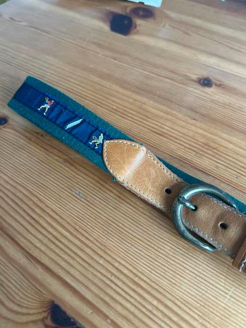 Vintage Riem met Tennissers beschikbaar voor biedingen