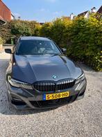 BMW 3-Serie 330e 292pk Xdrive Aut 2022 Grijs, Auto's, 1998 cc, 4 cilinders, 1865 kg, Alcantara