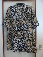 Te koop bloes wit met zwarte oranje en berge stippen maat 50, Ophalen of Verzenden, Nieuw, Wit, Blouse of Tuniek