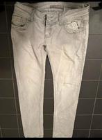 Diverse spijkerbroeken dames, Ophalen of Verzenden, Gedragen, Blauw, W30 - W32 (confectie 38/40)