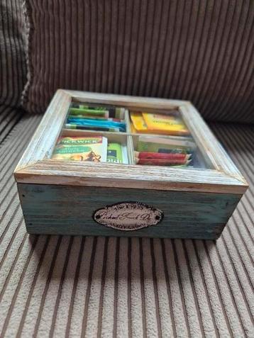 Theedoos beschikbaar voor biedingen