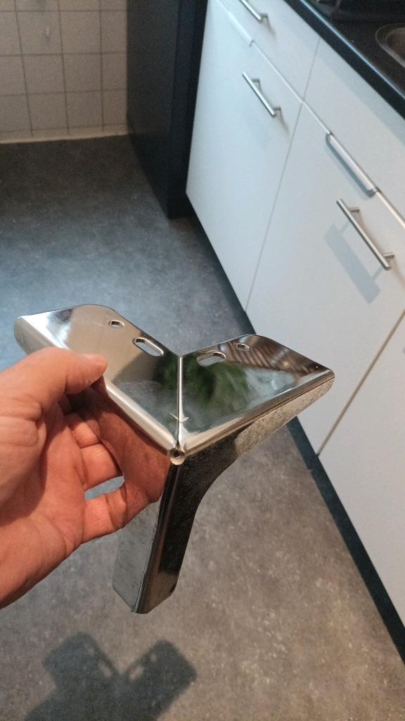 rvs meubelpootjes, Huis en Inrichting, Banken | Bankstellen, Zo goed als nieuw, Vierpersoons of meer, Minder dan 150 cm, Minder dan 75 cm