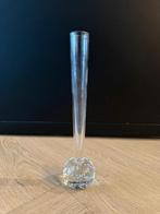 Spijkerbol vaas | Glas | Mondgeblazen | Luchtbellen | 21 cm, Overige kleuren, Ophalen of Verzenden, Minder dan 50 cm, Glas