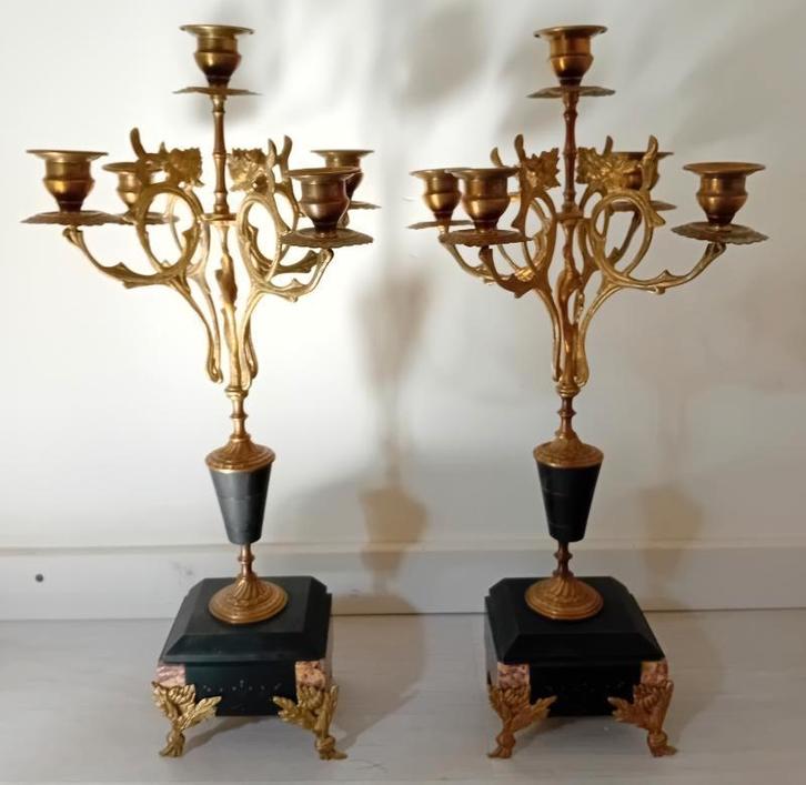 2 Bronzen staande kandelaars met zwart marmer, Antiek en Kunst, Antiek | Kandelaars, Koper of Brons, Ophalen of Verzenden