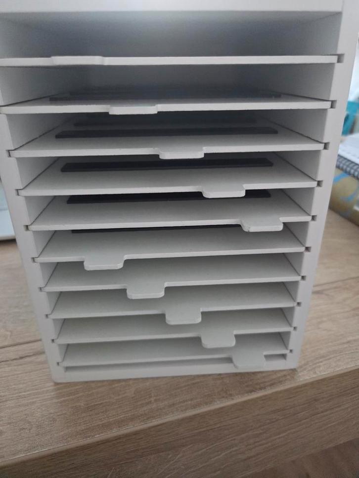 houten kastje om mallen in te bewaren, Hobby en Vrije tijd, Kaarten | Zelf maken, Nieuw, Pons of Mal, Overige thema's, Ophalen of Verzenden