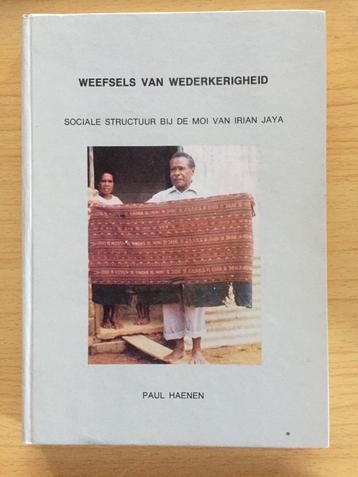 Sociale structuur bij de Moi van Irian Jaya beschikbaar voor biedingen