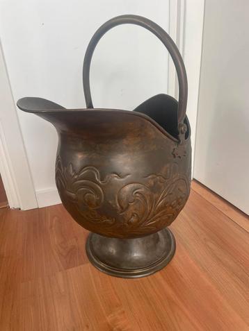 Antieke Helmkit Groot beschikbaar voor biedingen